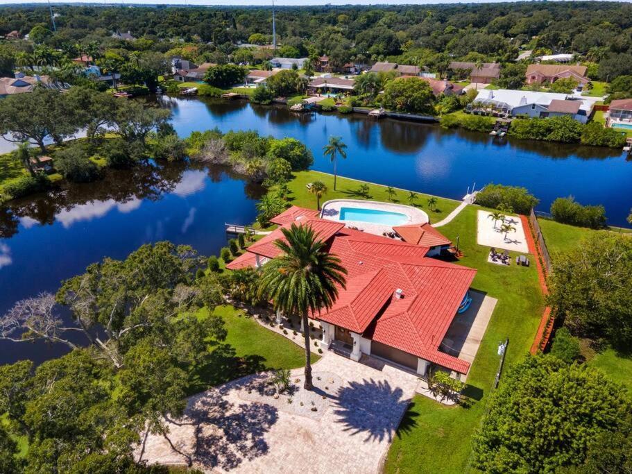 Villa The Belleair Estate - Incredible Waterfront With Heated Pool Clearwater