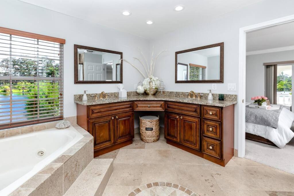 The Belleair Estate - Incredible Waterfront With Heated Pool Clearwater