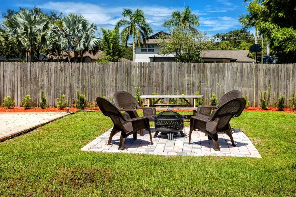 The Belleair Estate - Incredible Waterfront With Heated Pool *