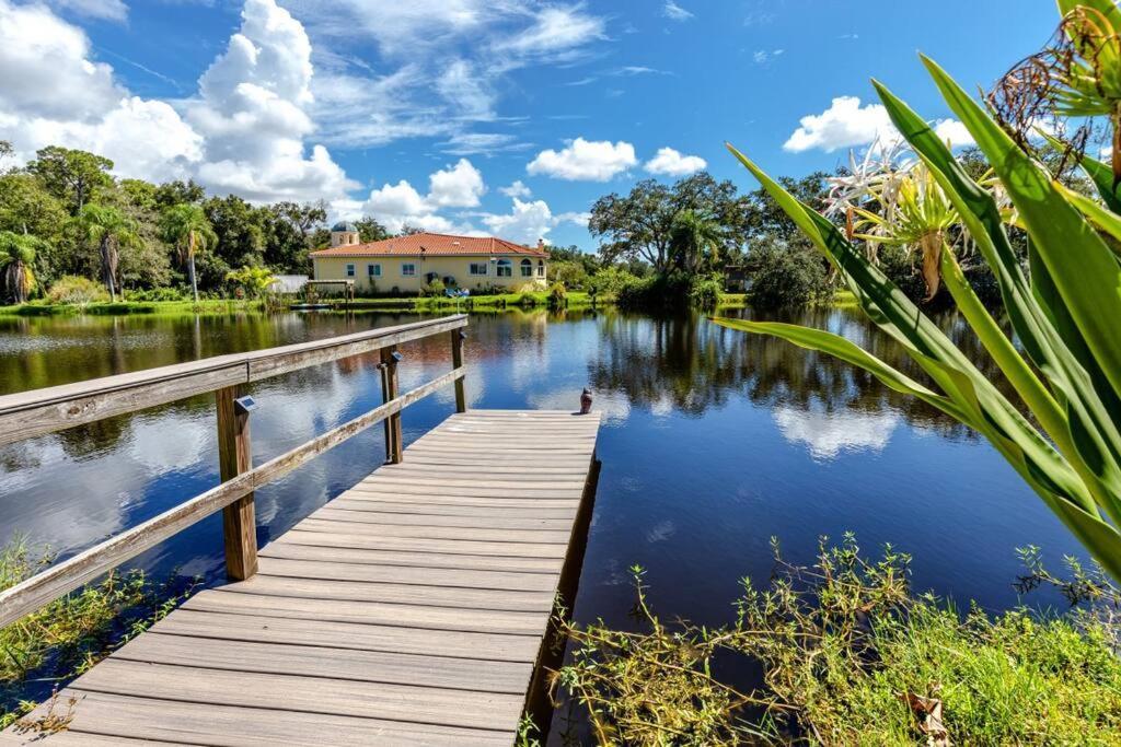 The Belleair Estate - Incredible Waterfront With Heated Pool Villa *