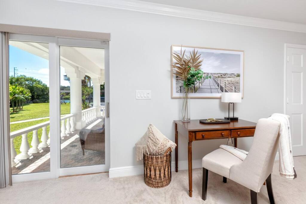 The Belleair Estate - Incredible Waterfront With Heated Pool *
