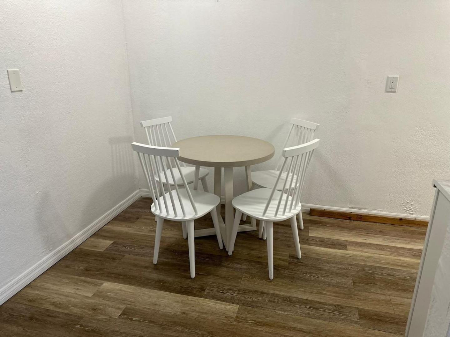 2q Beds With Shared Pool 18 *