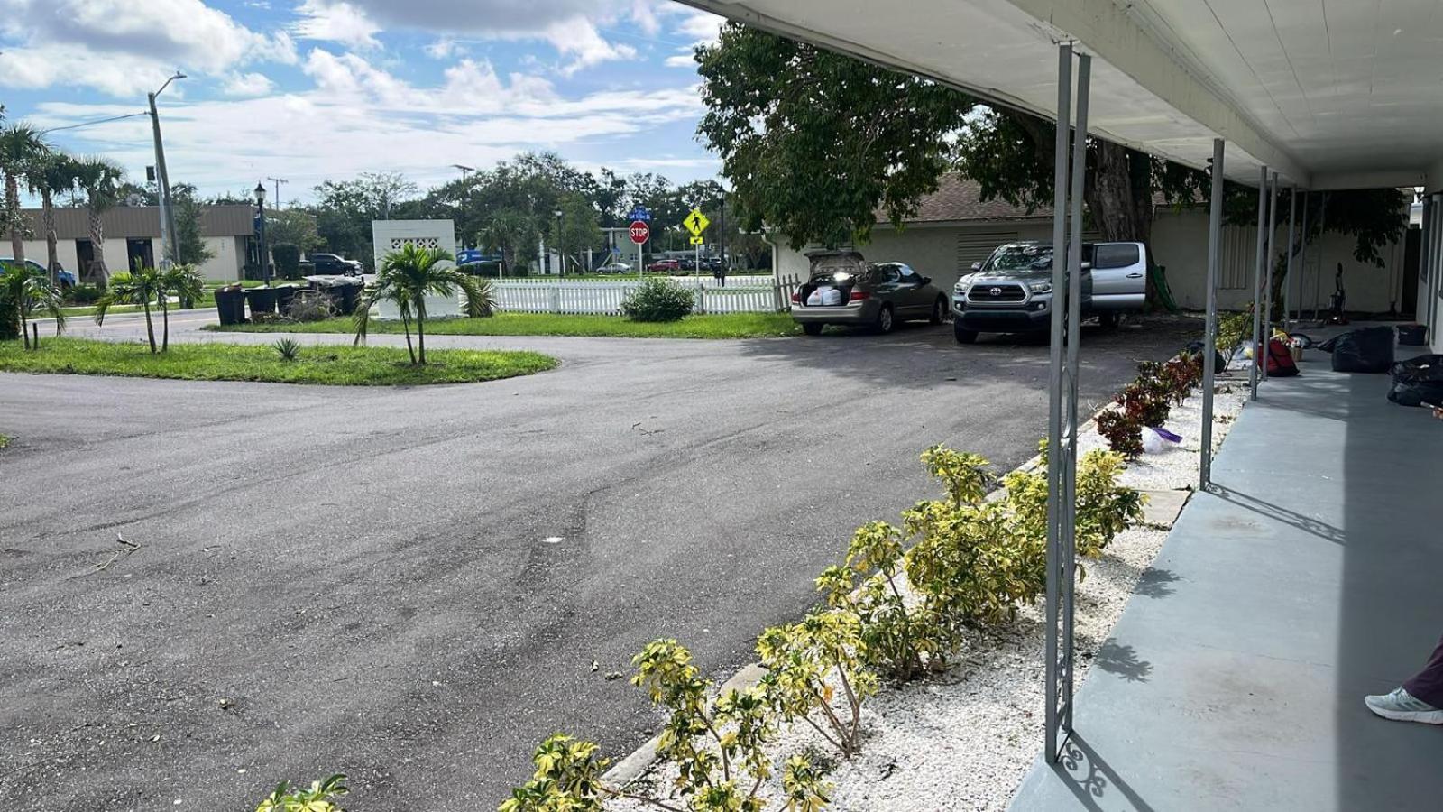 Apartment Stylish 10 Min To 09 Clearwater