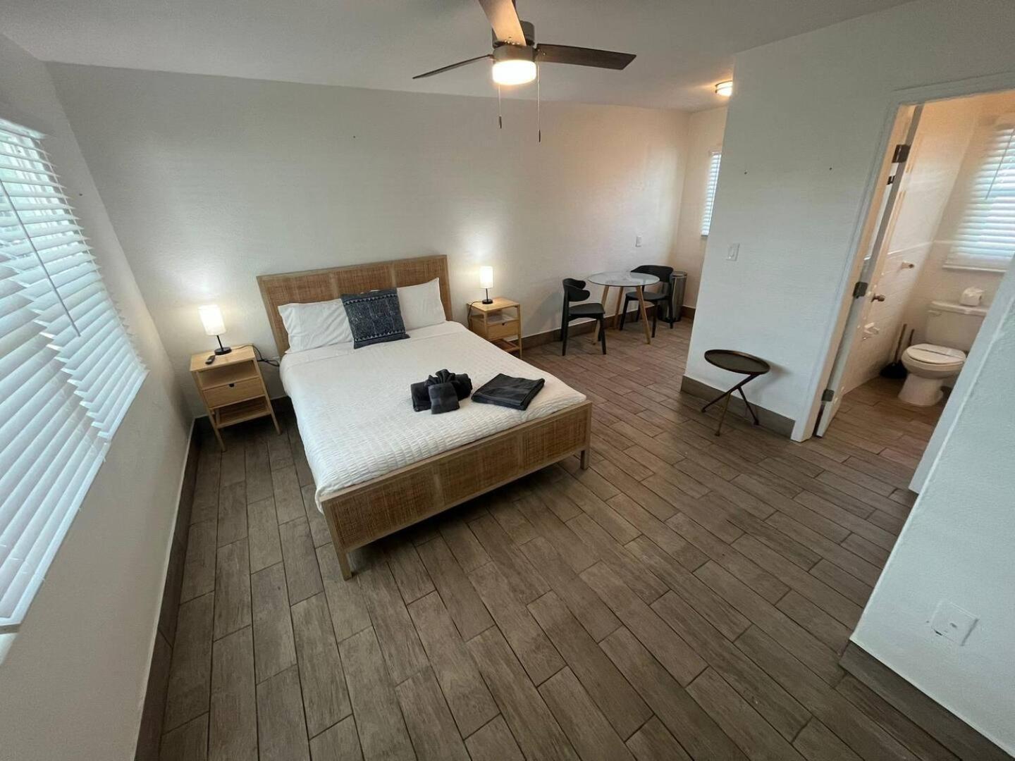 Beautiful 10 Min To 11 Apartment Clearwater