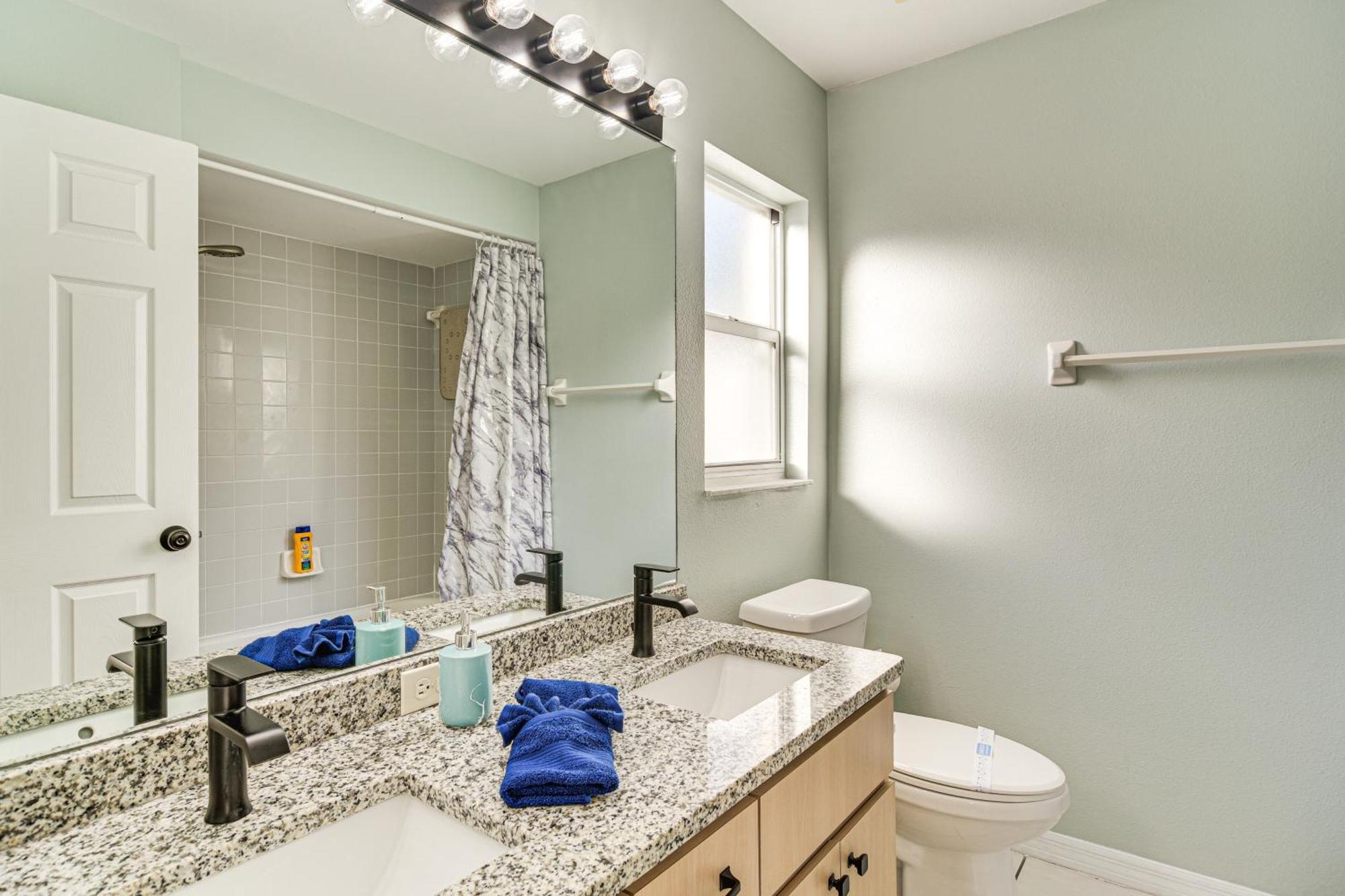 3 Mi To With Patio And Grill! Clearwater