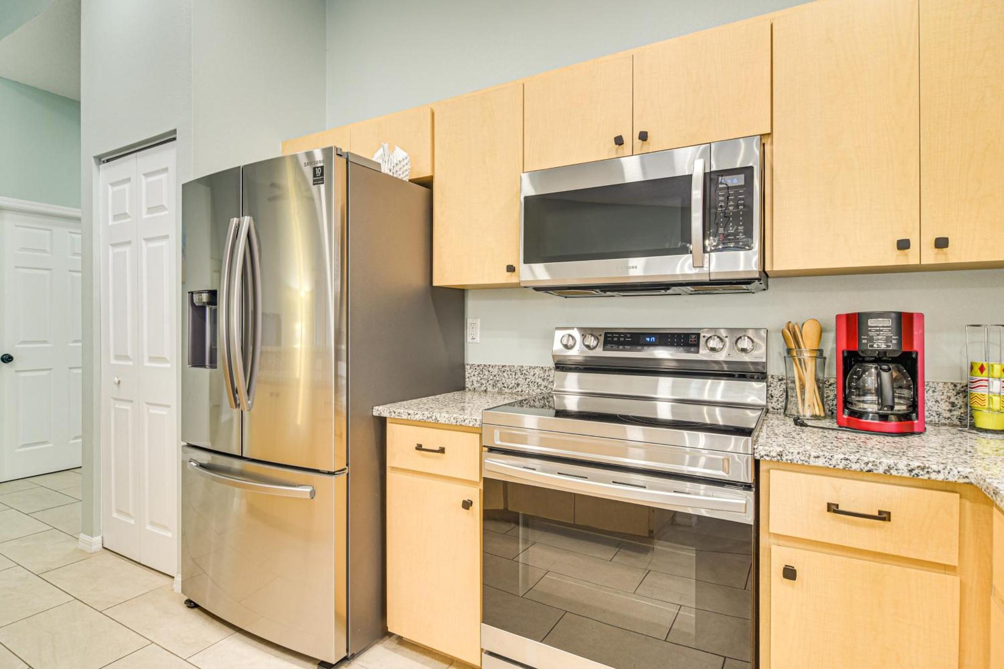 3 Mi To With Patio And Grill! *