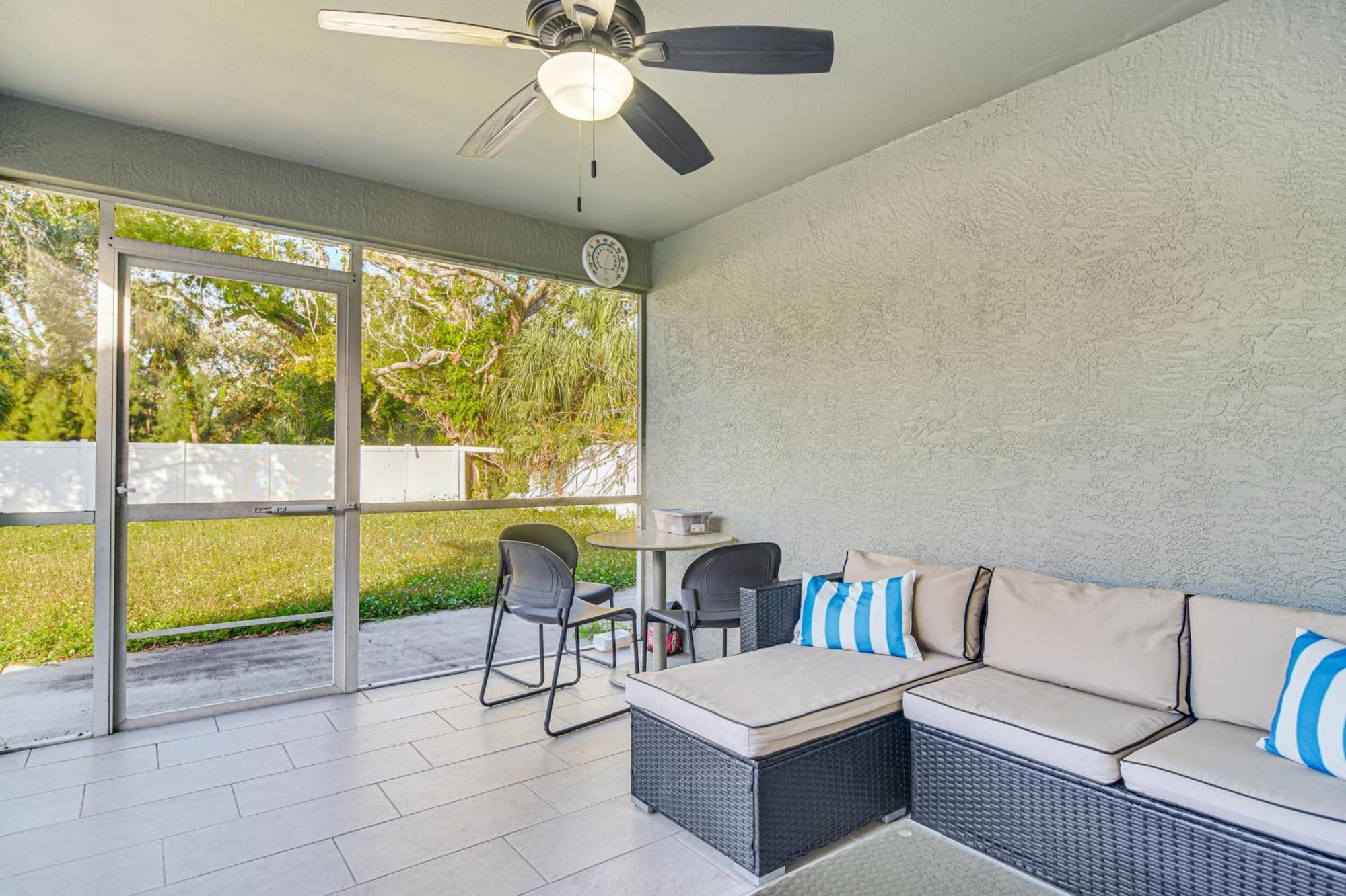 3 Mi To With Patio And Grill! * Clearwater