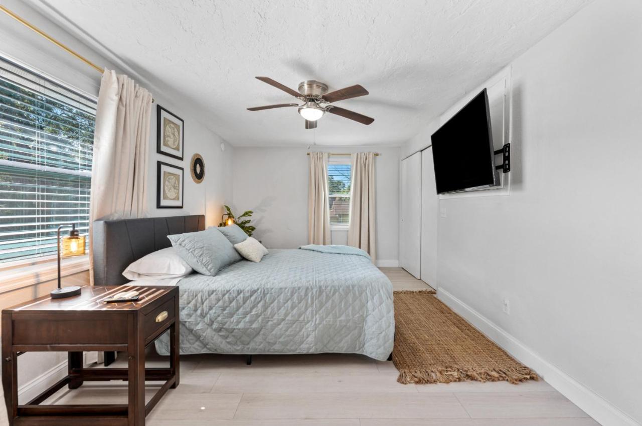 Nautical Bliss On Nicholson Unit B Holiday home *