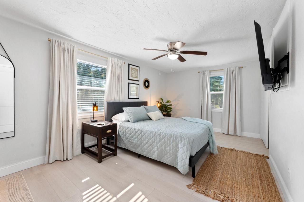 Nautical Bliss On Nicholson Unit B Holiday home Clearwater