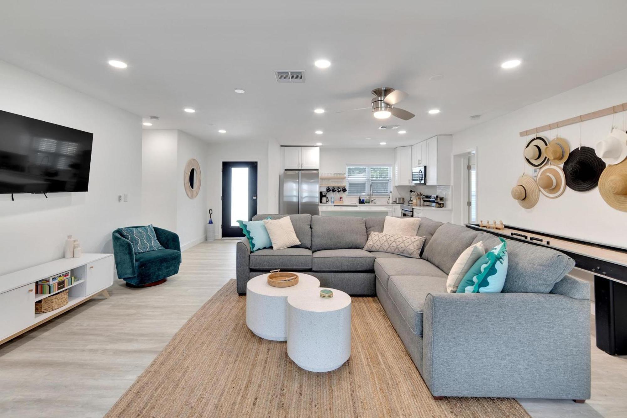 1543 Lakeview Road Holiday home