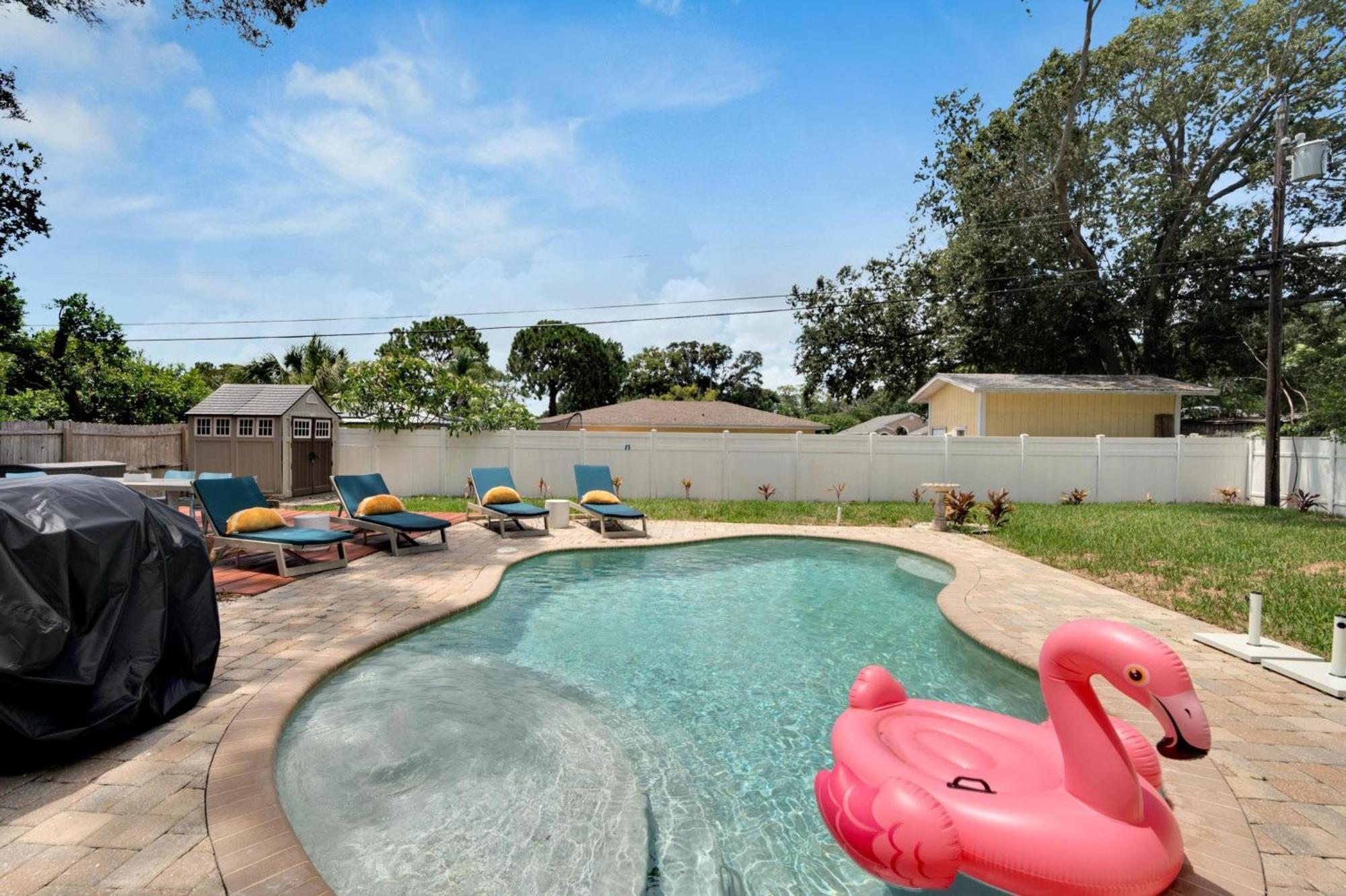1543 Lakeview Road Holiday home Clearwater