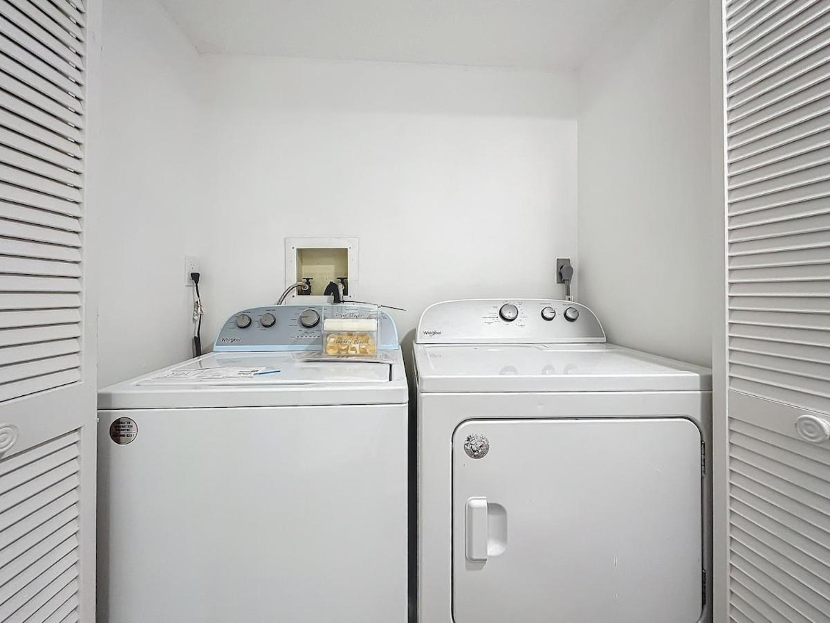 Spacious Getaway- Comfort &convenience Apartment Clearwater