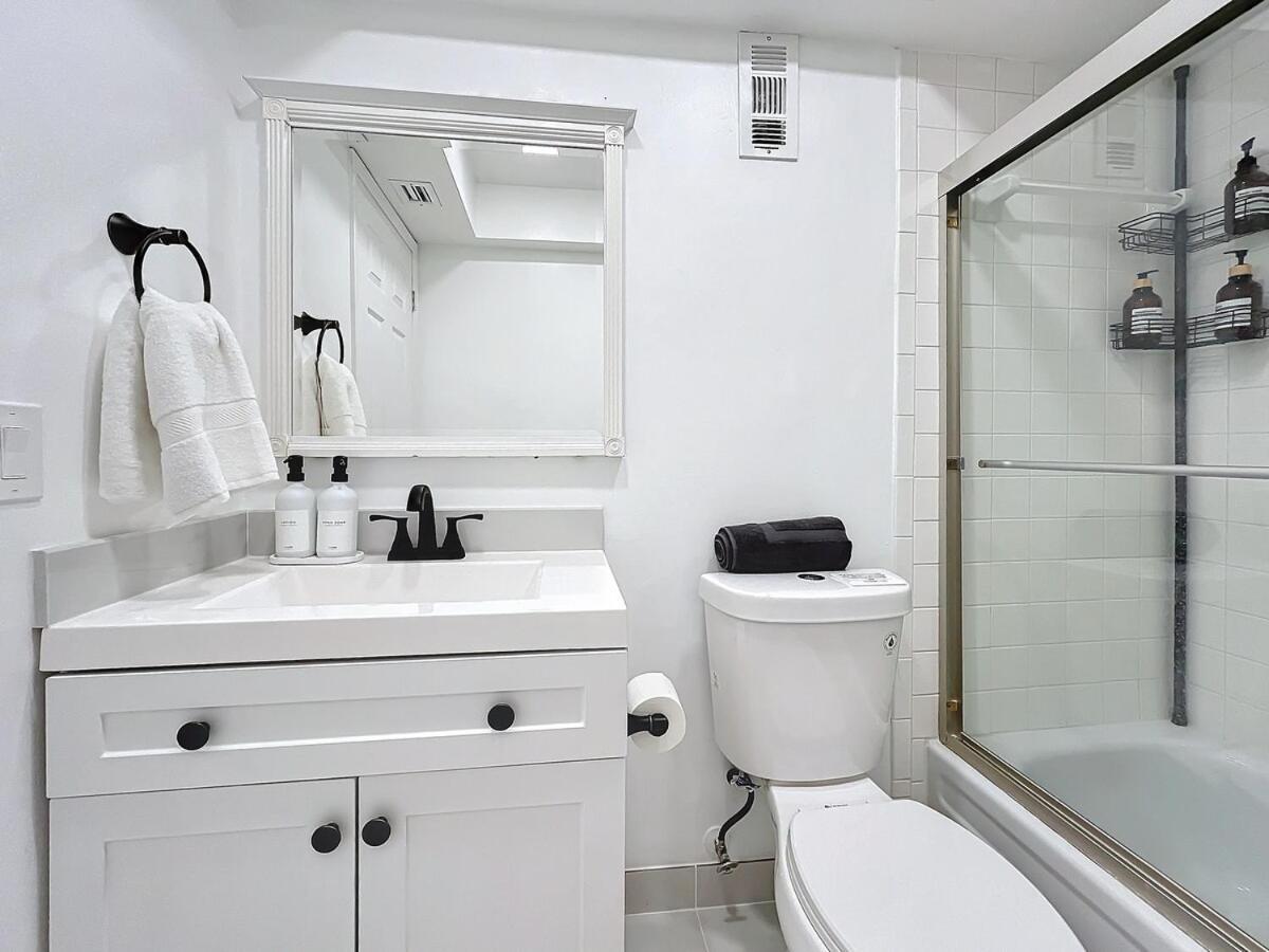 Apartment Spacious Getaway- Comfort &convenience *