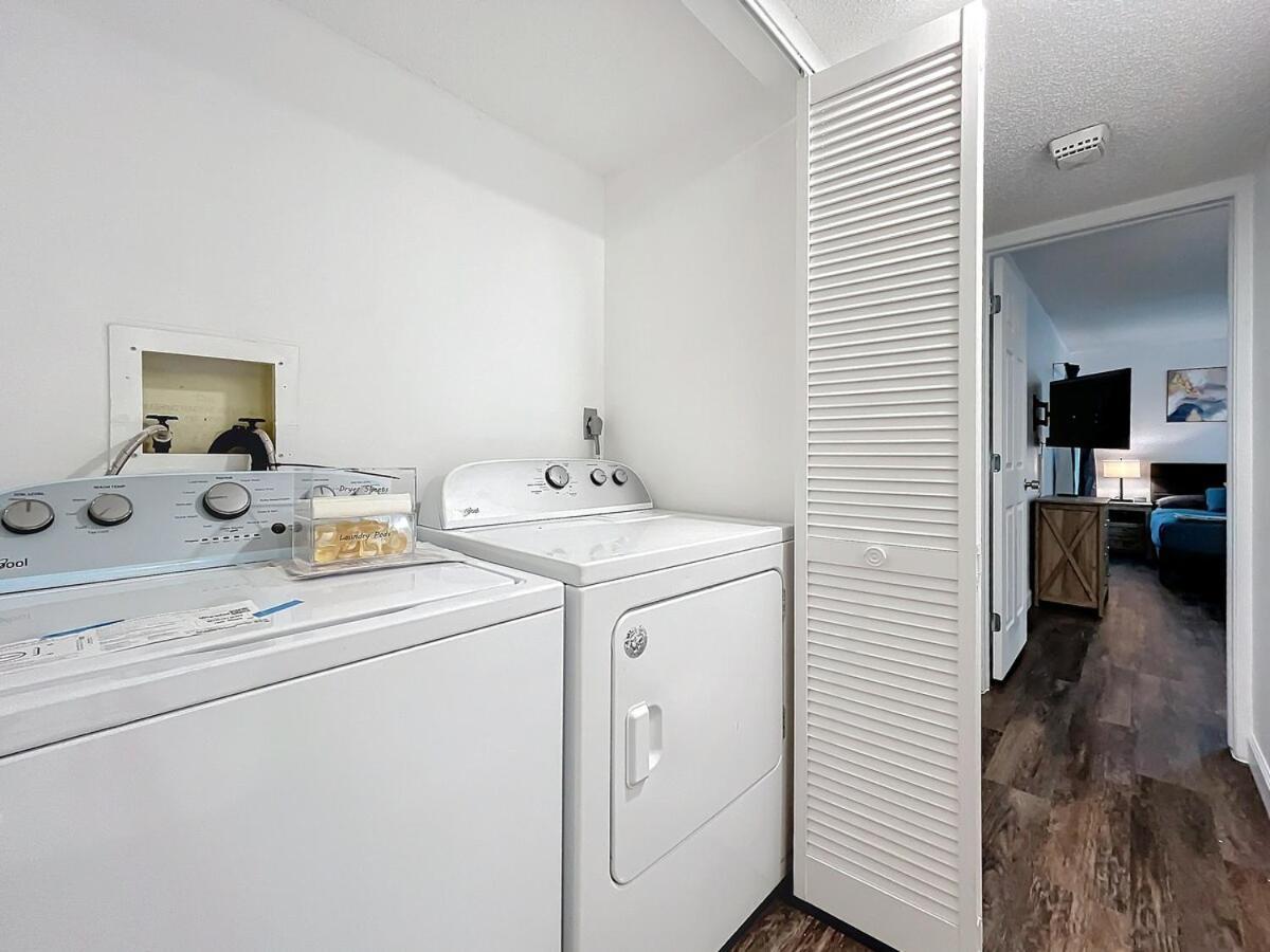 Spacious Getaway- Comfort &convenience Apartment *