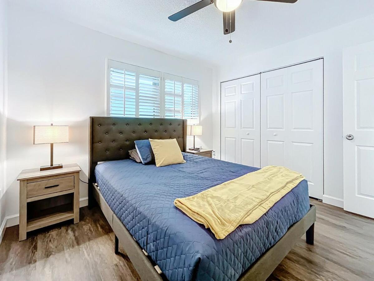 Spacious Getaway- Comfort &convenience Apartment *