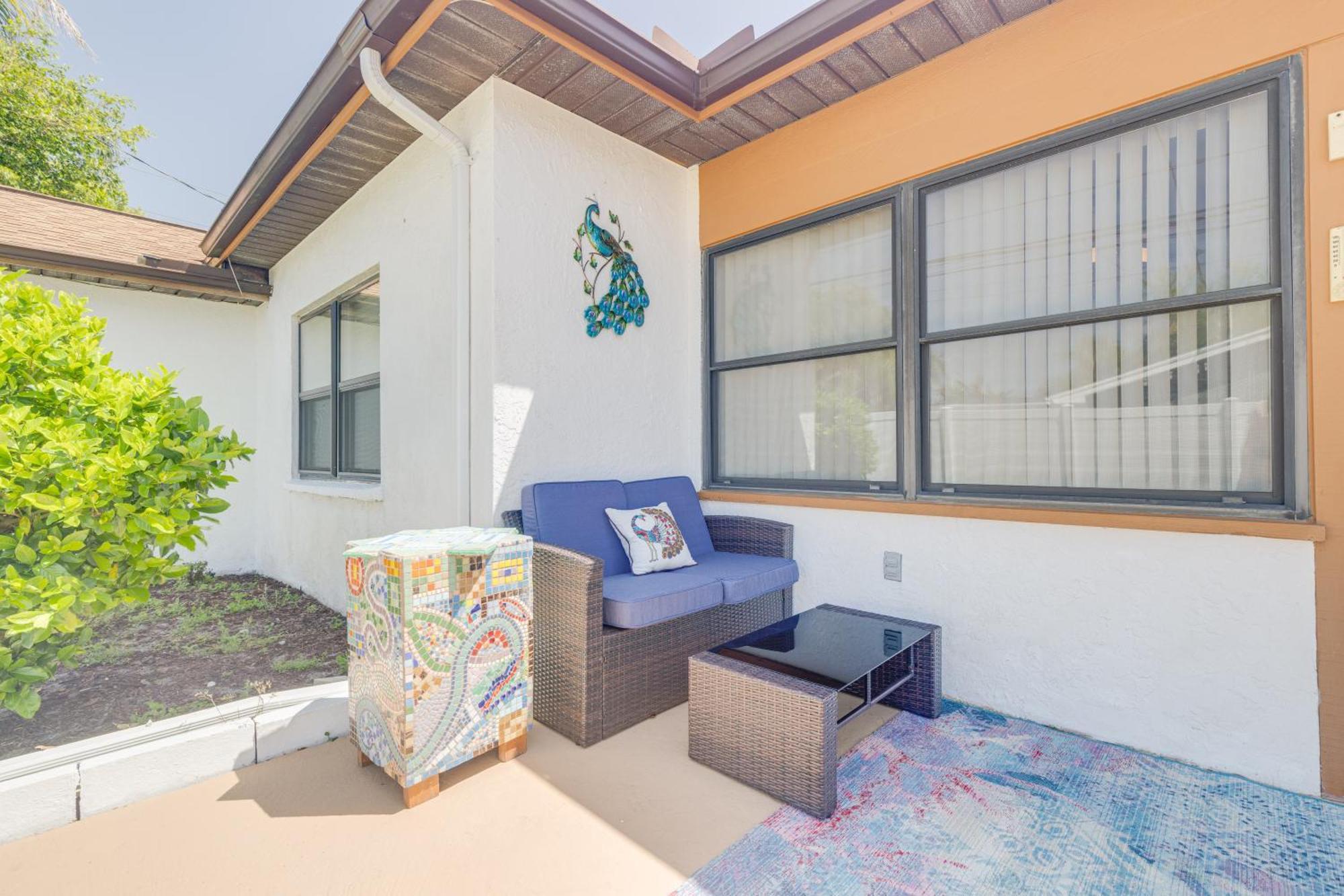 King Size Bed, Private Bathroom, Flat Tv Clearwater