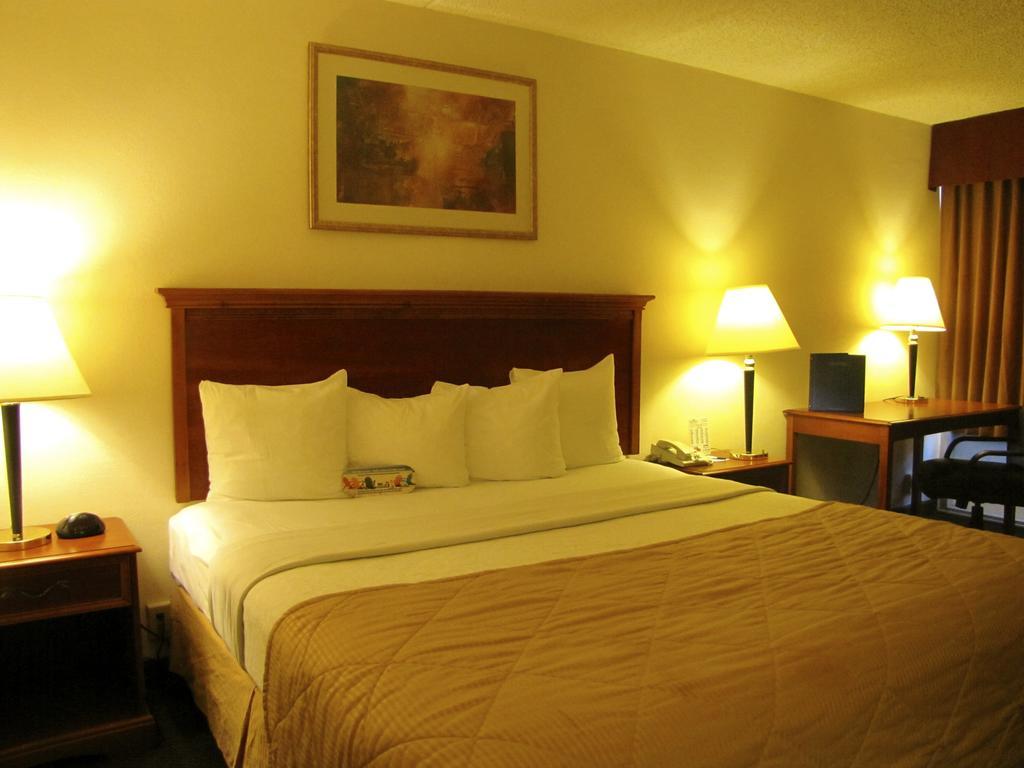 Hotel Baymont & 2*