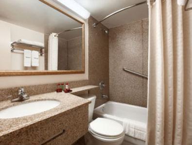 Hotel Baymont & Clearwater