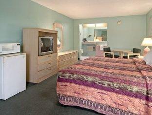 Rodeway Clearwater-dunedin Inn