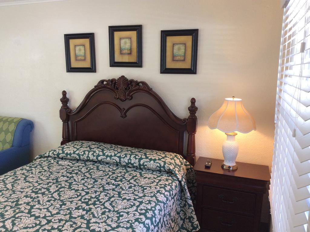 Summerside Motel 2*