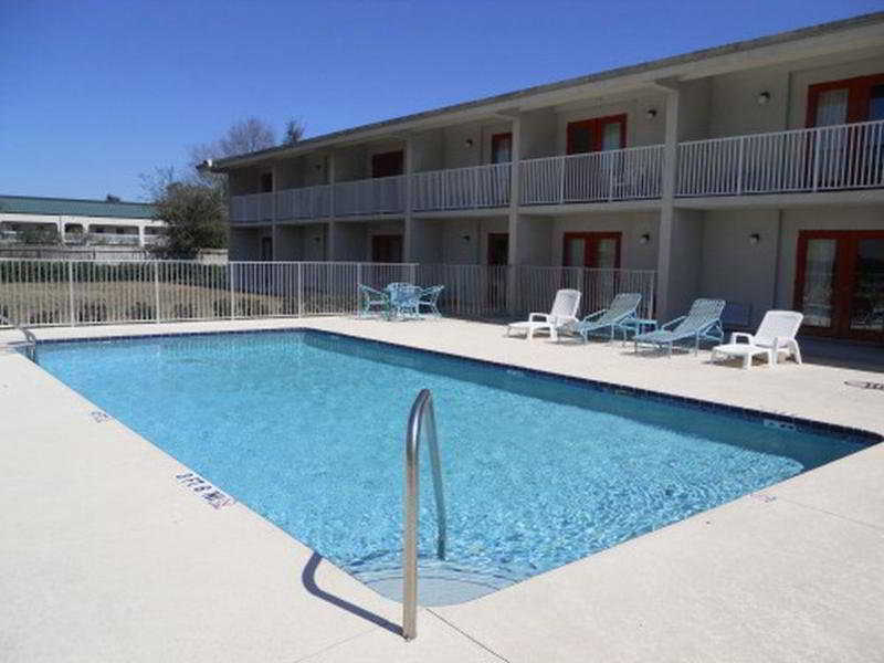 Motel Clearwater Hotel *