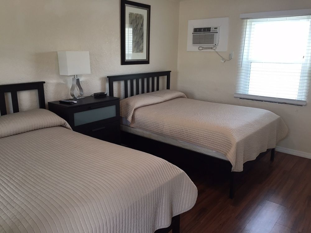 Motel Summerside 2*