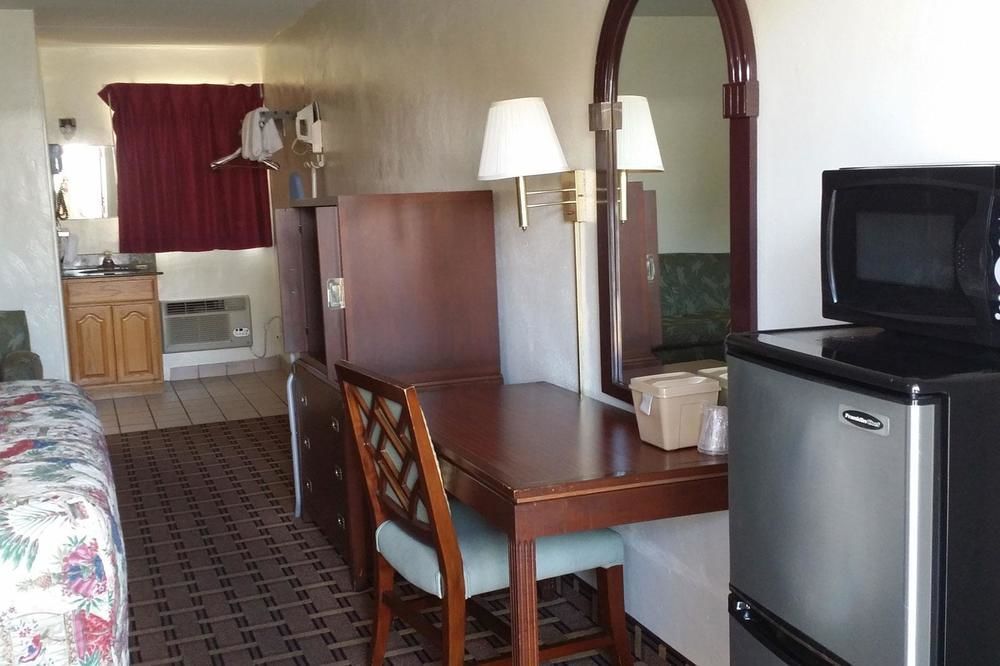 Gulf Way Motel 2*