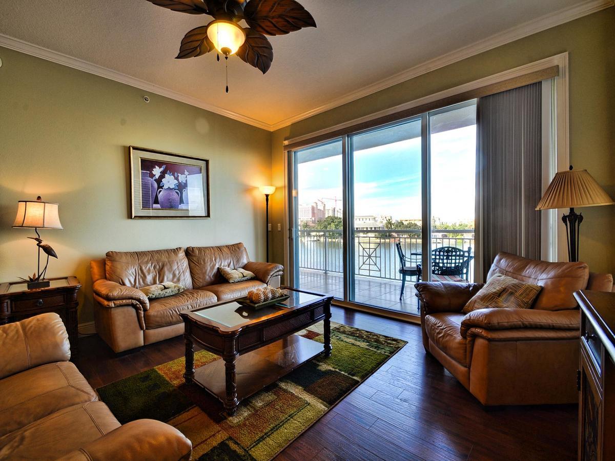 Apartment Bay Harbor 305 *