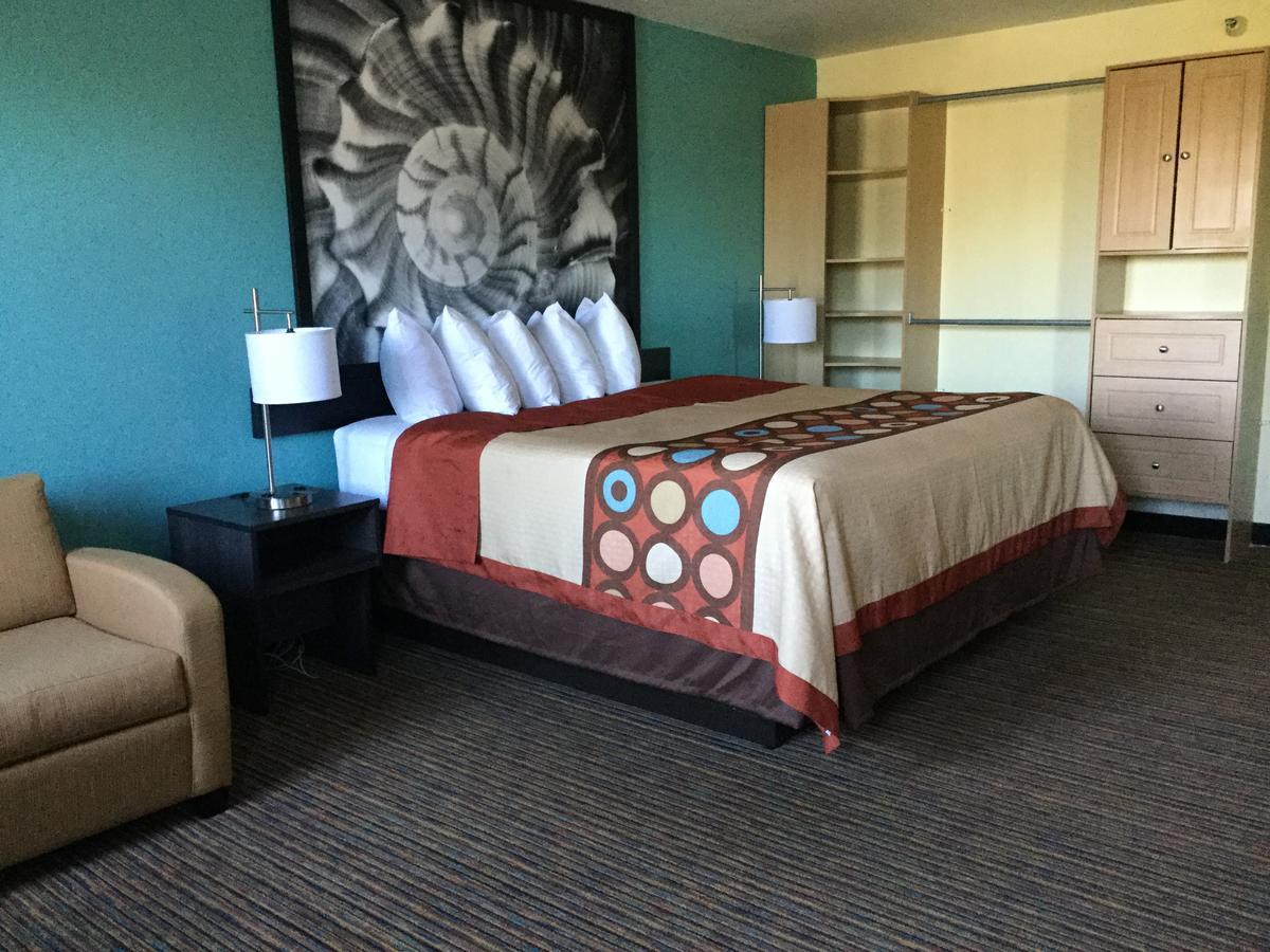 Hotel Super 8 By Wyndham Clearwater/st. Petersburg Airport 3*