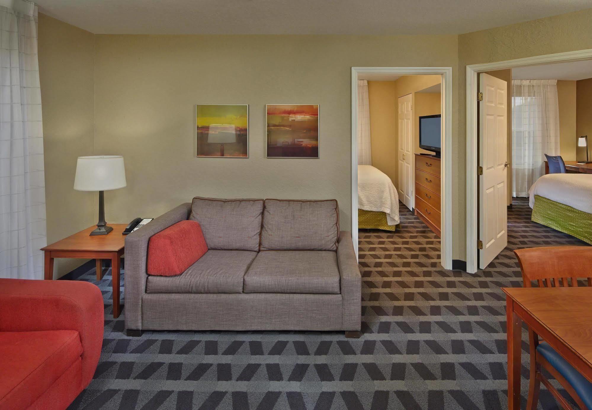 Towneplace By Marriott St. Petersburg Clearwater