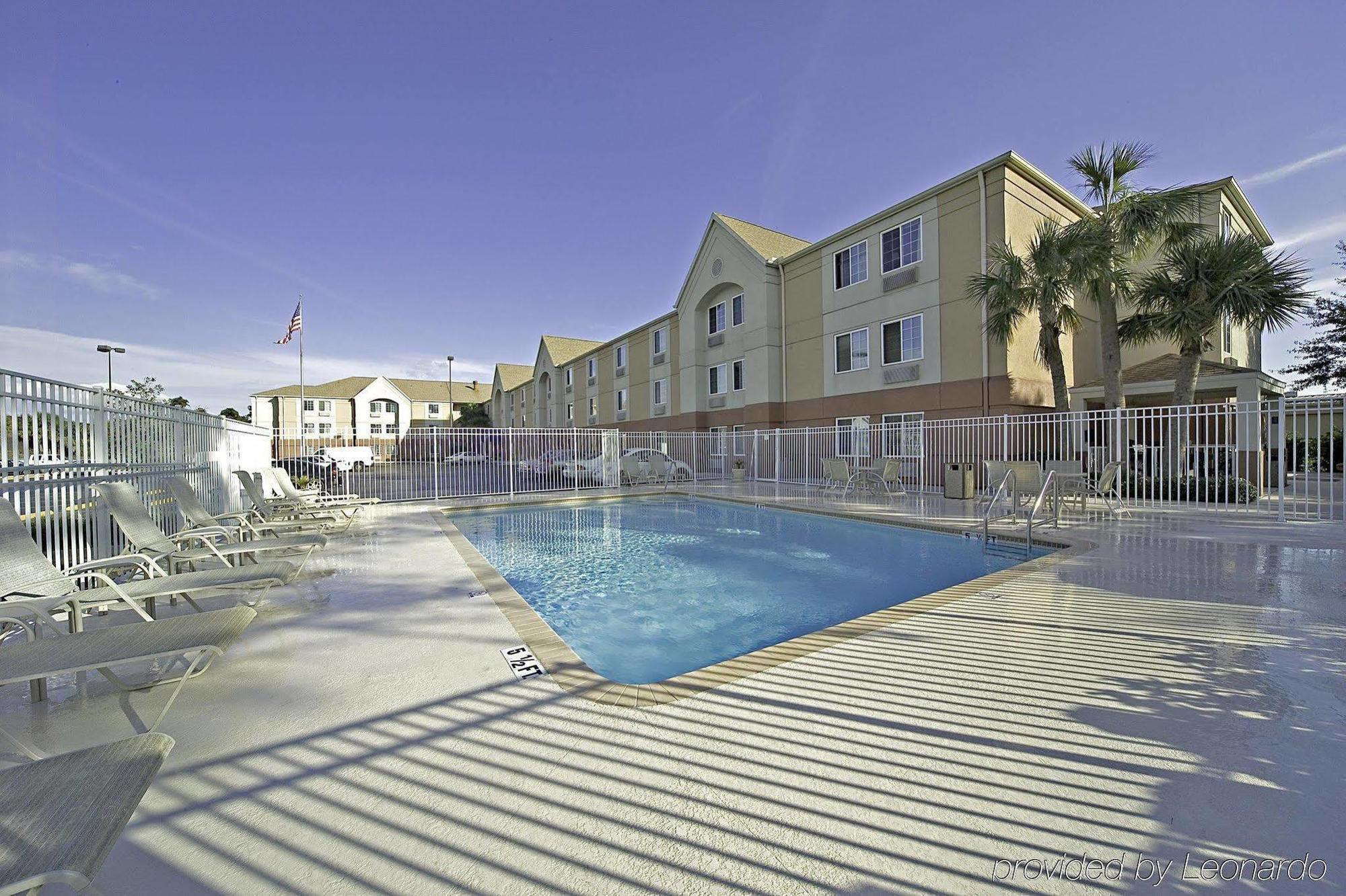 Sonesta Simply Clearwater