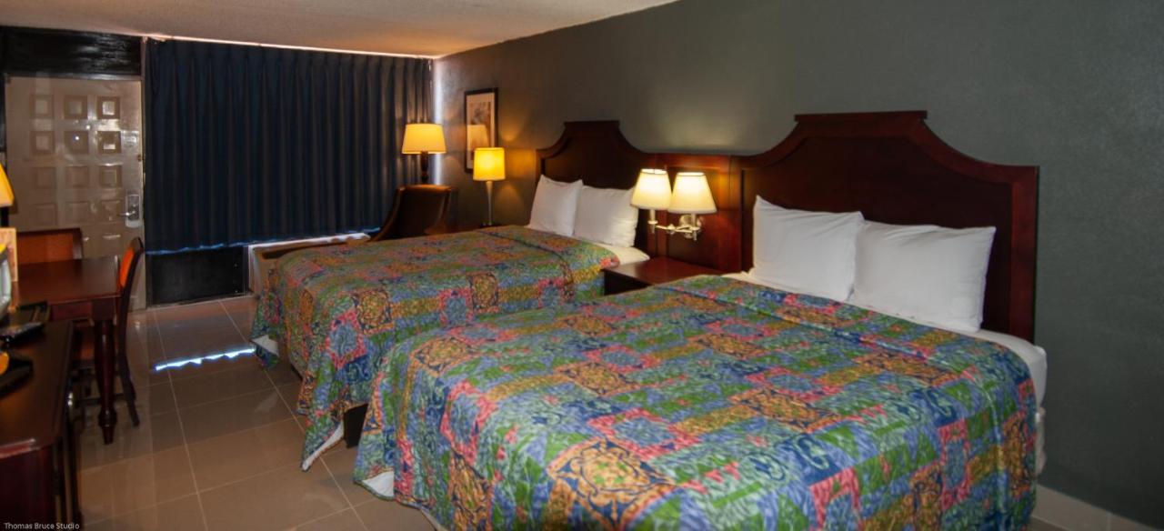 Express & - 5 Miles From St Petersburg Airport Clearwater