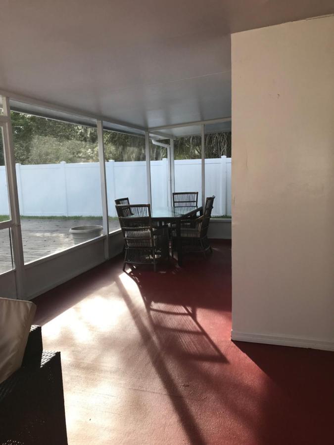 Pine Street Holiday home Clearwater