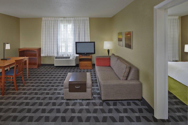Towneplace By Marriott St. Petersburg Hotel