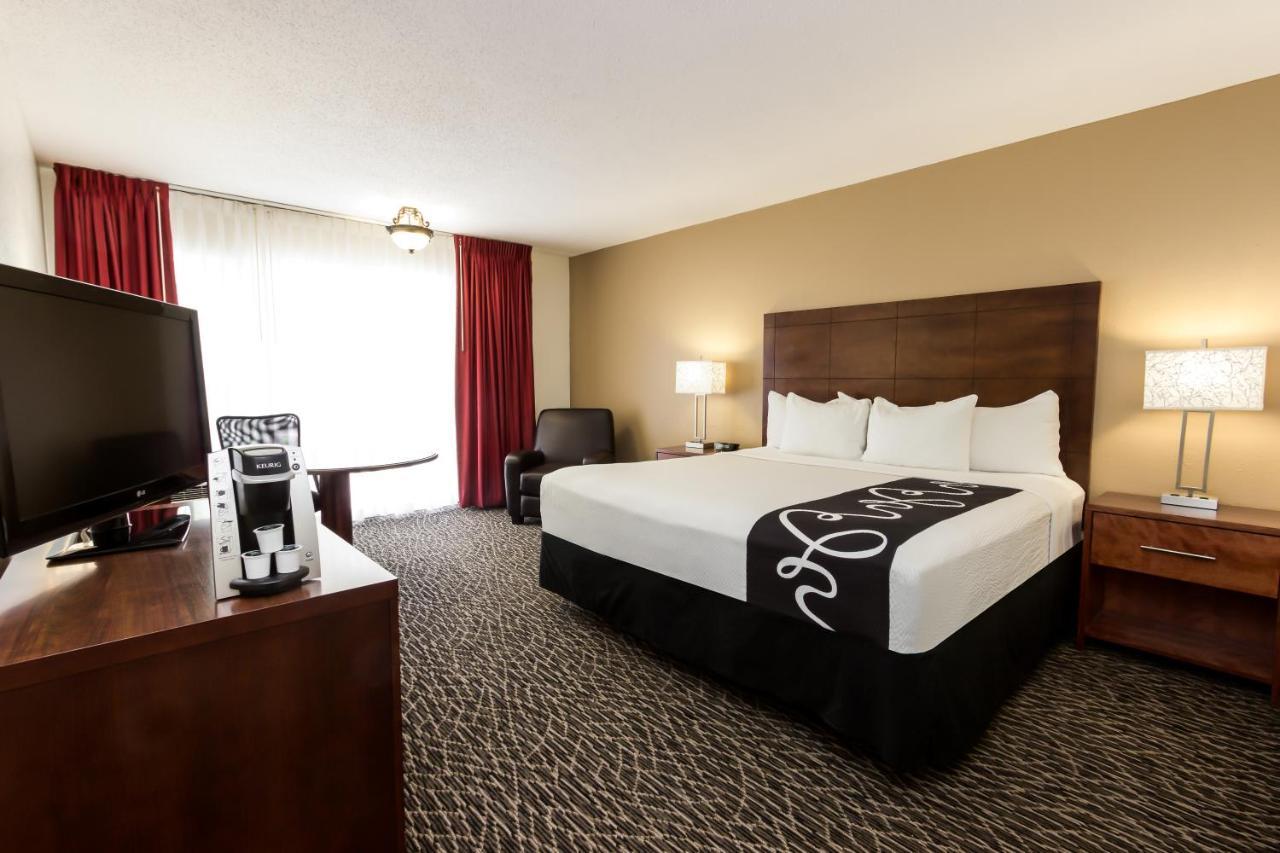Hotel La Quinta By Wyndham Central 3*