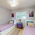 Peacock Place