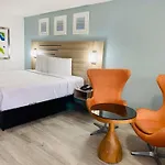 Rodeway Inn Clearwater - Central