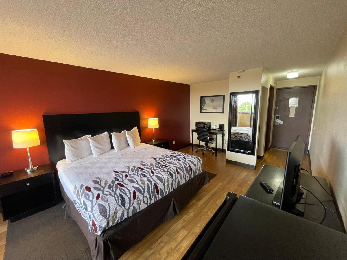 Tropical Palms Hotel 3*