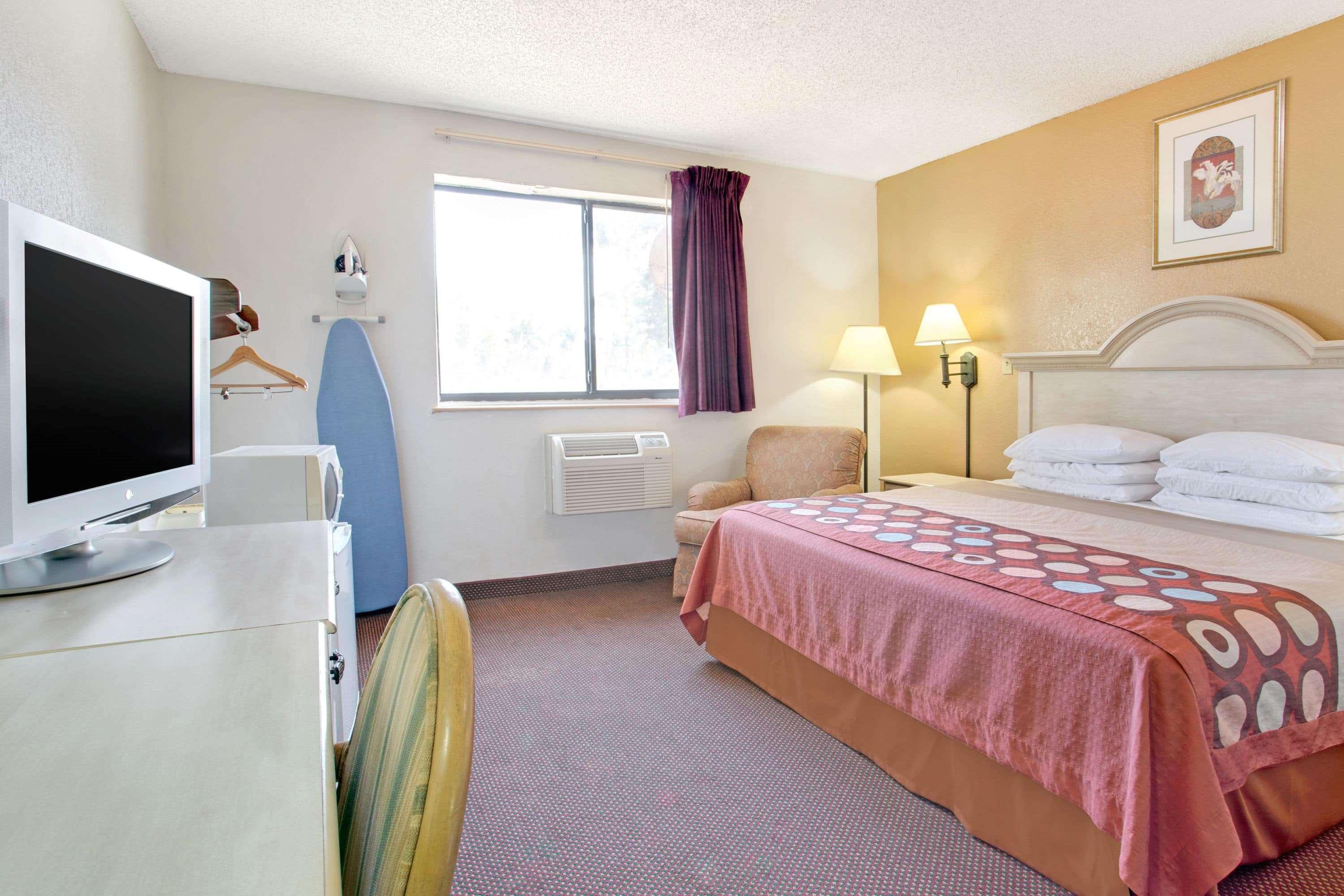 Super8 By Wyndham Nearby St Petersburg International Airport 3* Clearwater