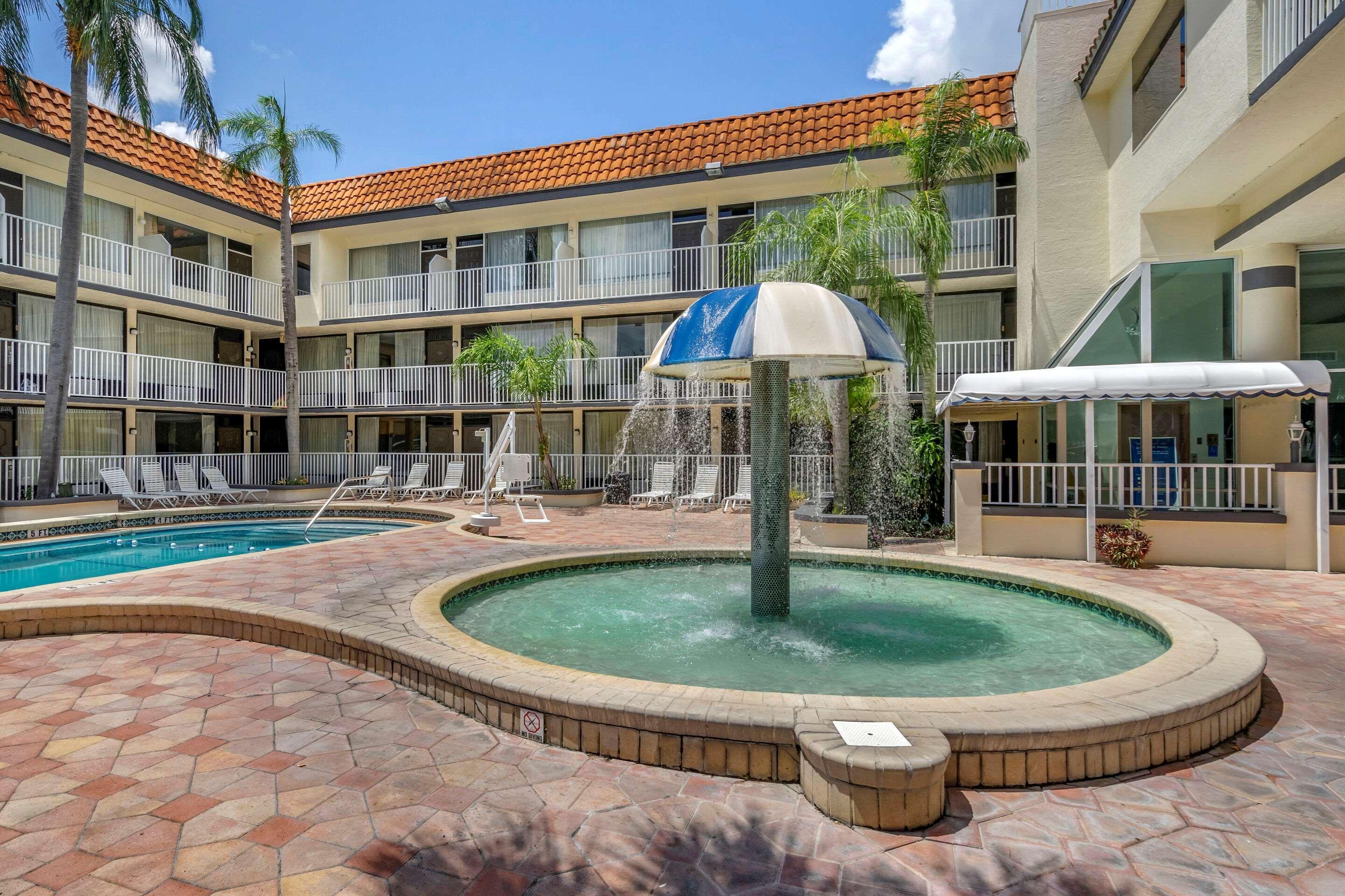 Rodeway Hotel Clearwater