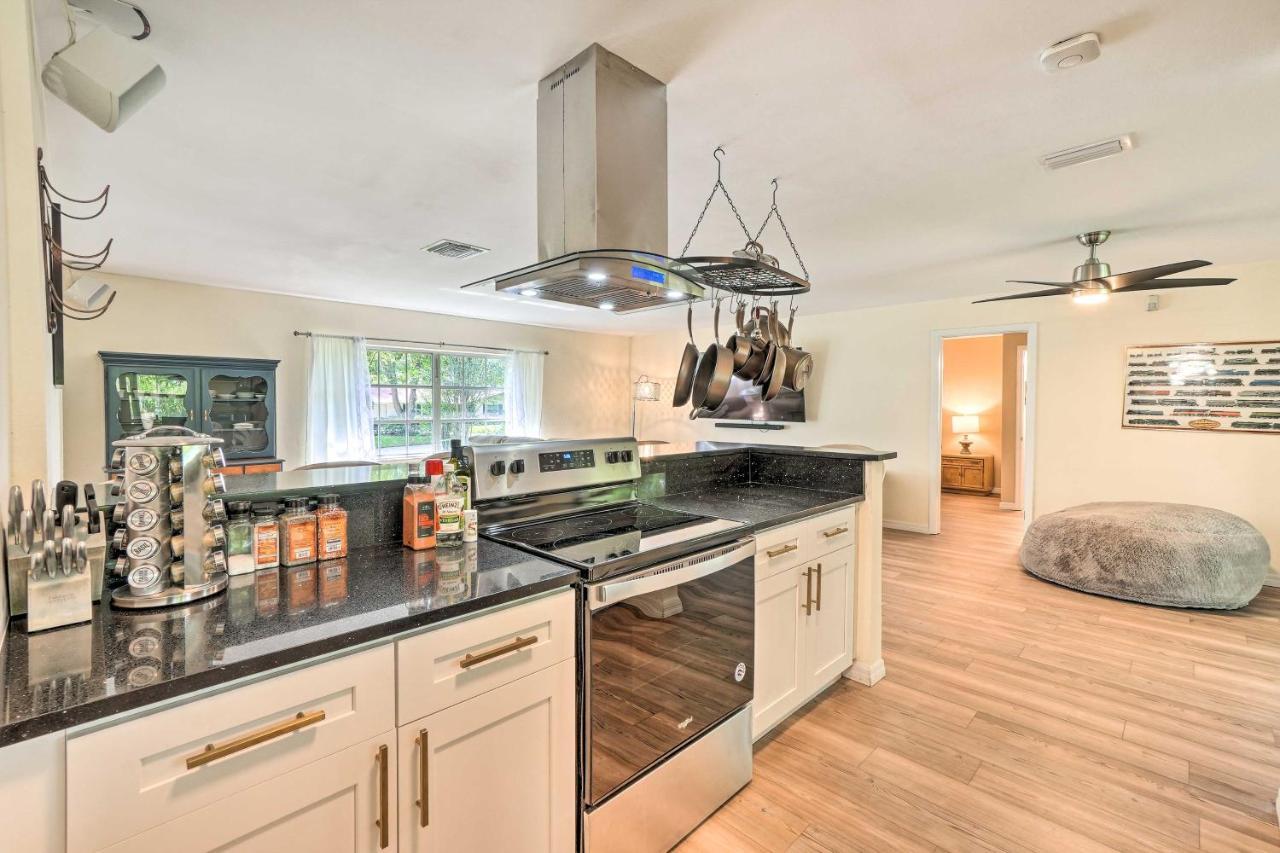 4 Bedroom Vacation With Amazing Backyard Holiday home Clearwater