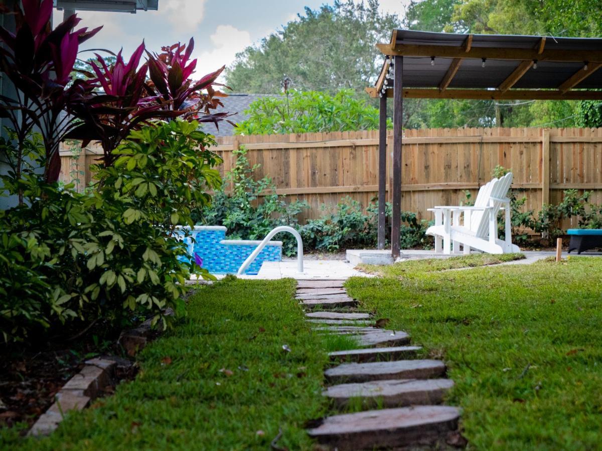 4 Bedroom Vacation With Amazing Backyard Holiday home Clearwater