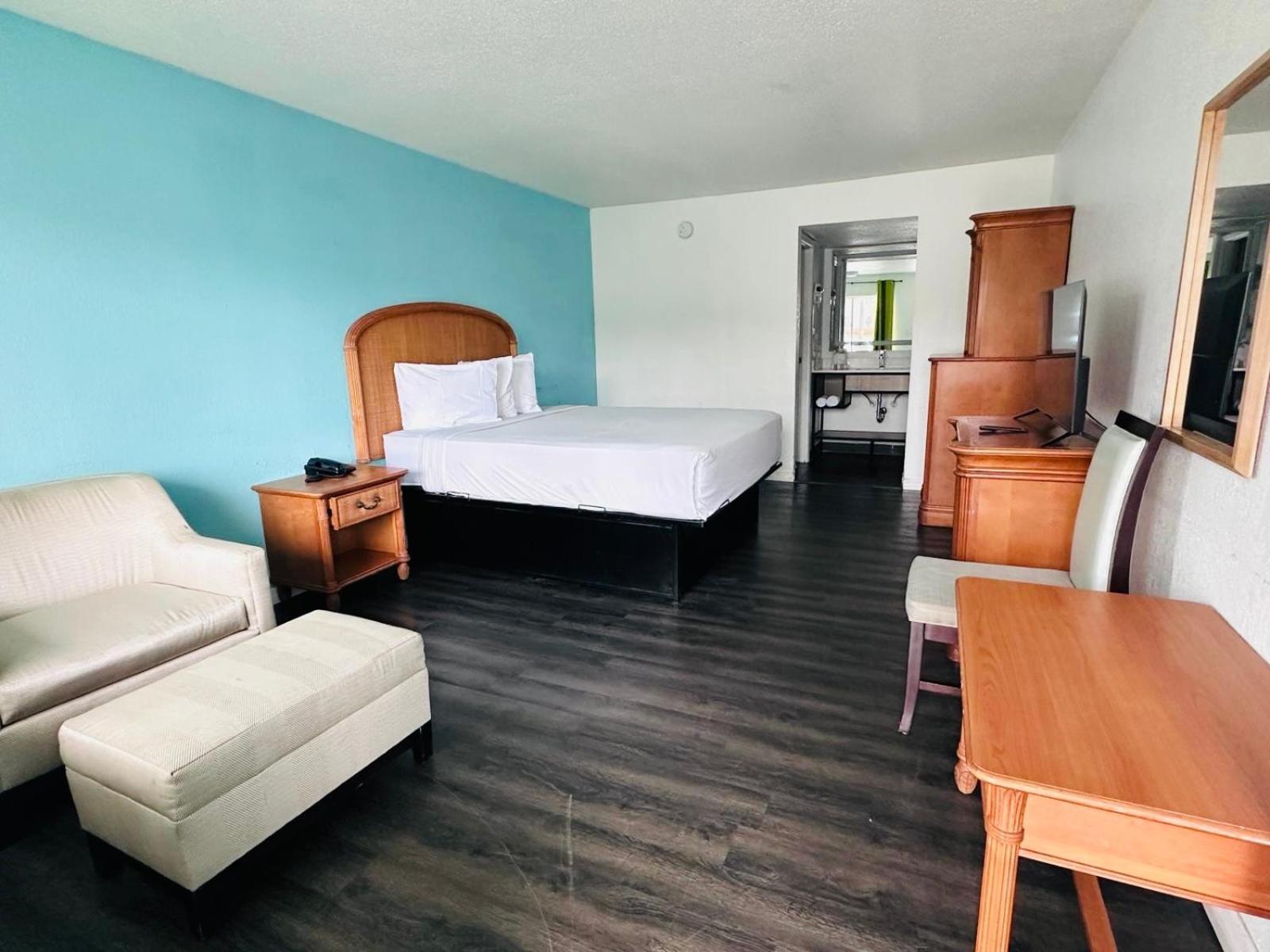 Rodeway - Central Inn Clearwater