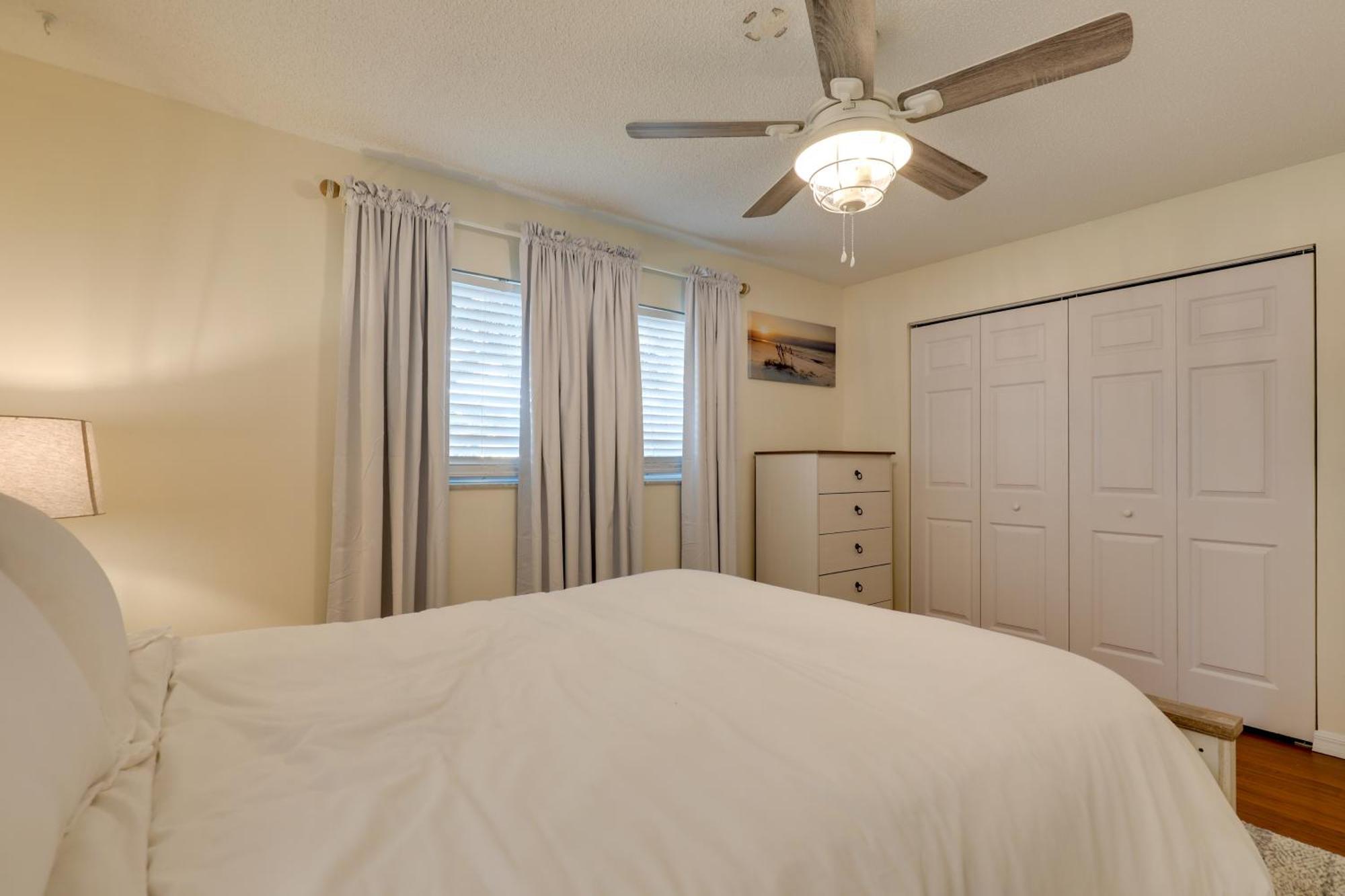 Holiday home Calming Getaway 9 Mi To Beach! *