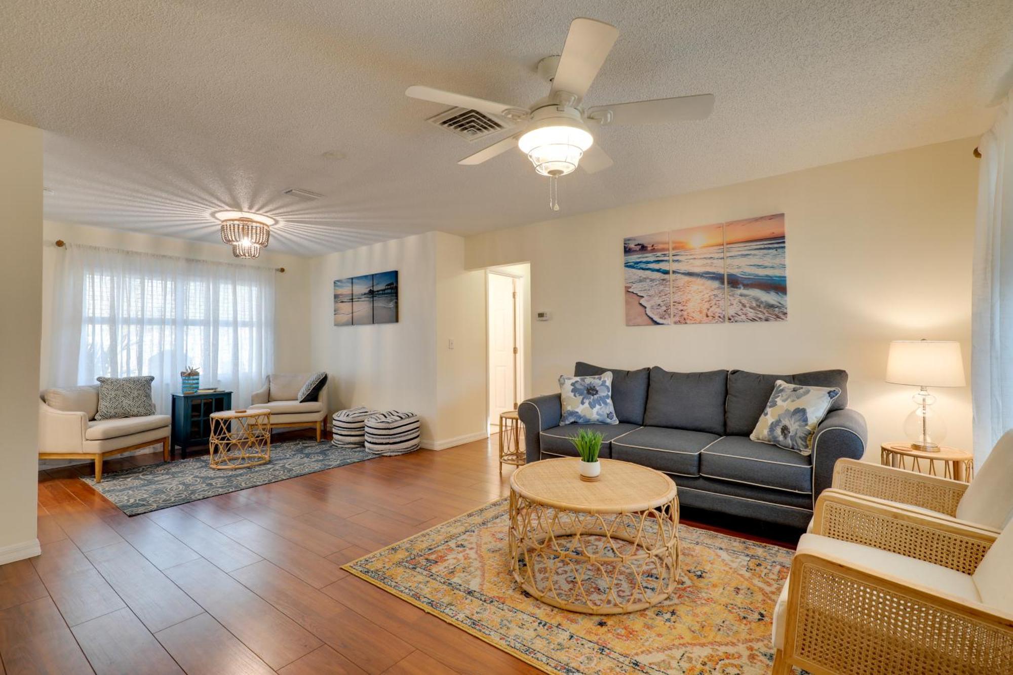 Calming Getaway 9 Mi To Beach! Holiday home