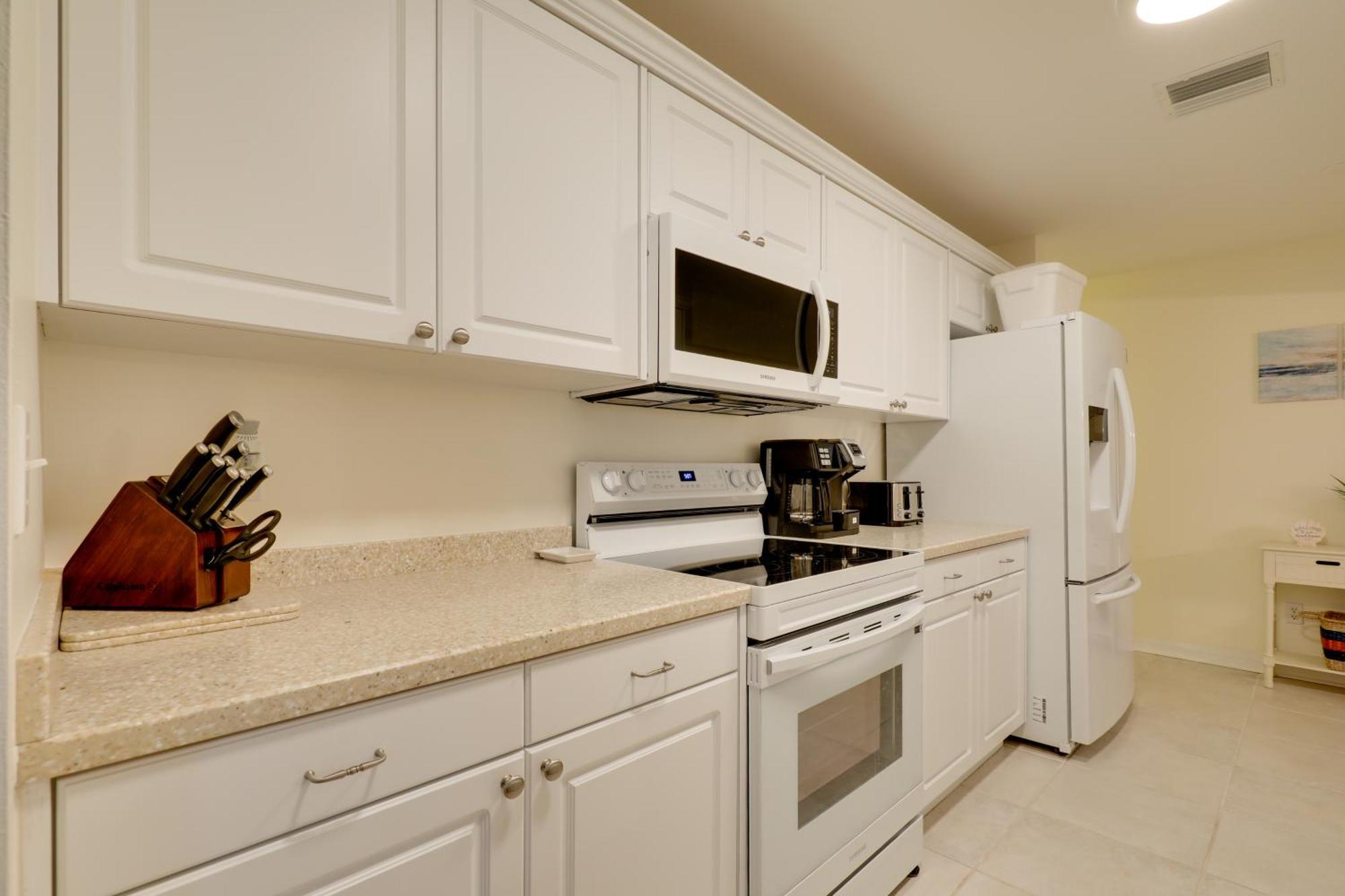 Holiday home Calming Getaway 9 Mi To Beach! *