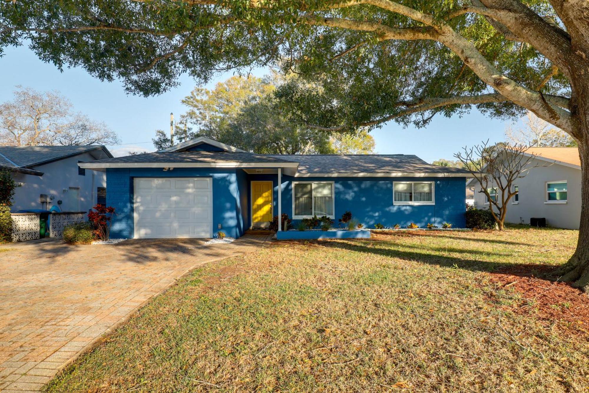 Calming Getaway 9 Mi To Beach! Holiday home Clearwater