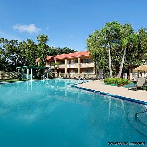 Rodeway - Central Inn