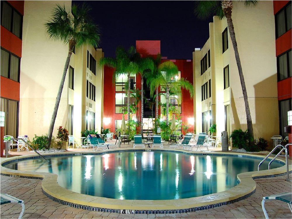 Hotel Tropical Palms