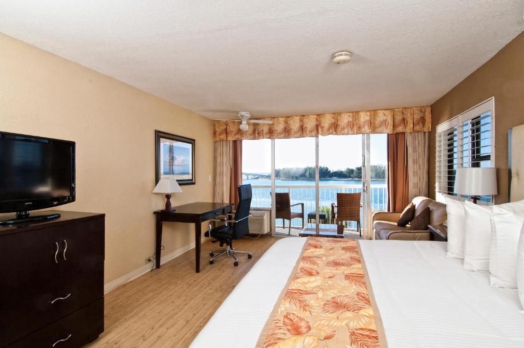 Resort Wyndham Garden 3*